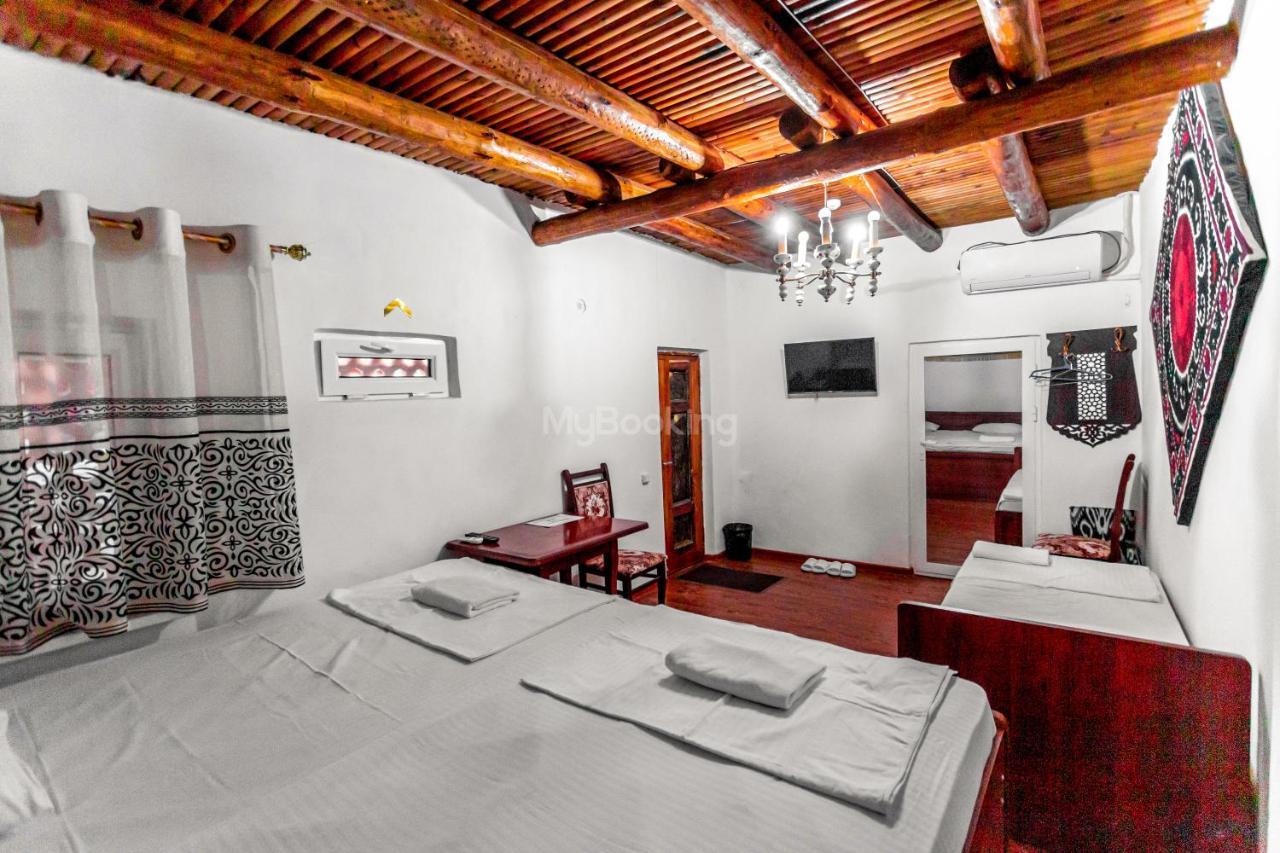 Okhun Madrasah15Th-16Th Century Hotel Bukhara Esterno foto